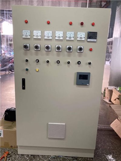 客製化設備一程式規劃一電控箱配盤